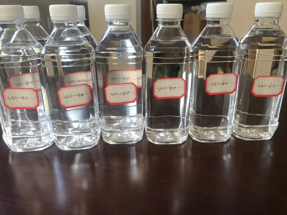 泰澜化工白油样品 wt-40 / wt-60 牌号